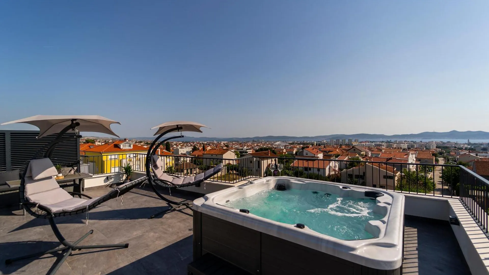Apartment Skyline Retreat Zadar
