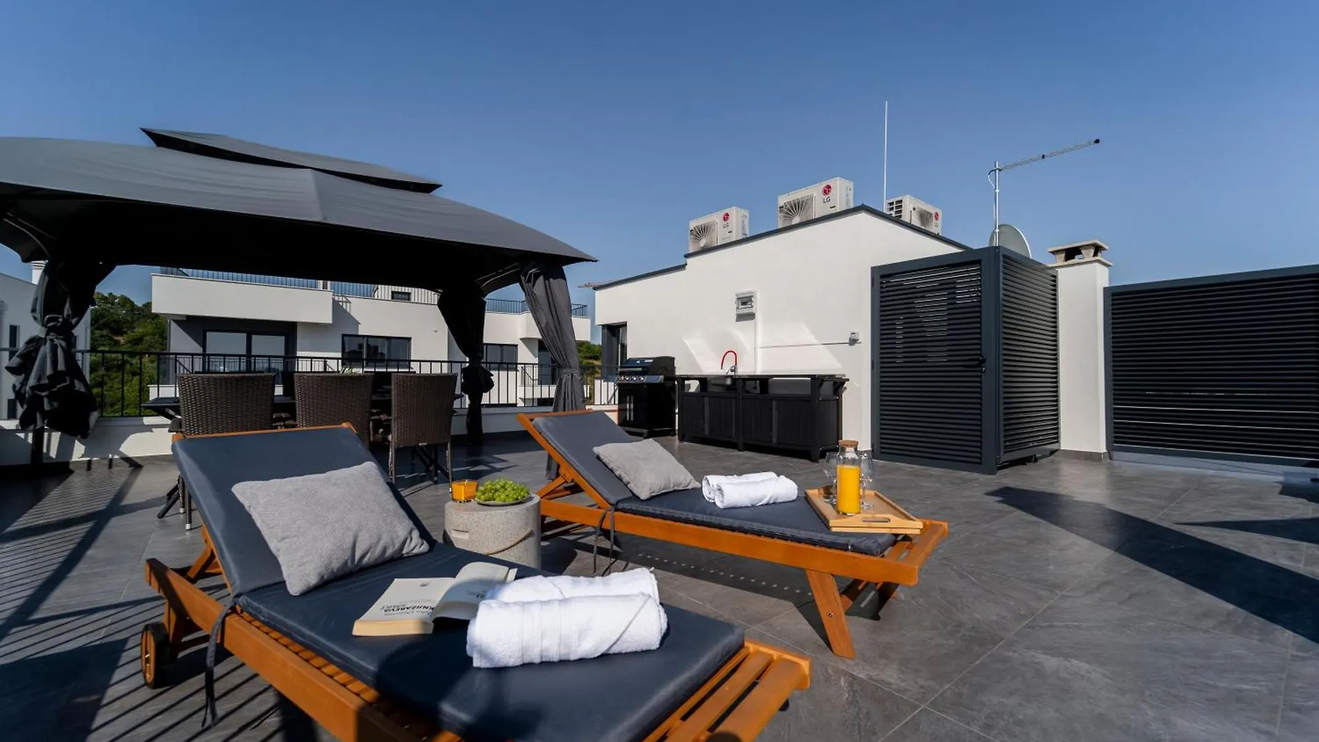 Apartment Skyline Retreat Zadar Croatia