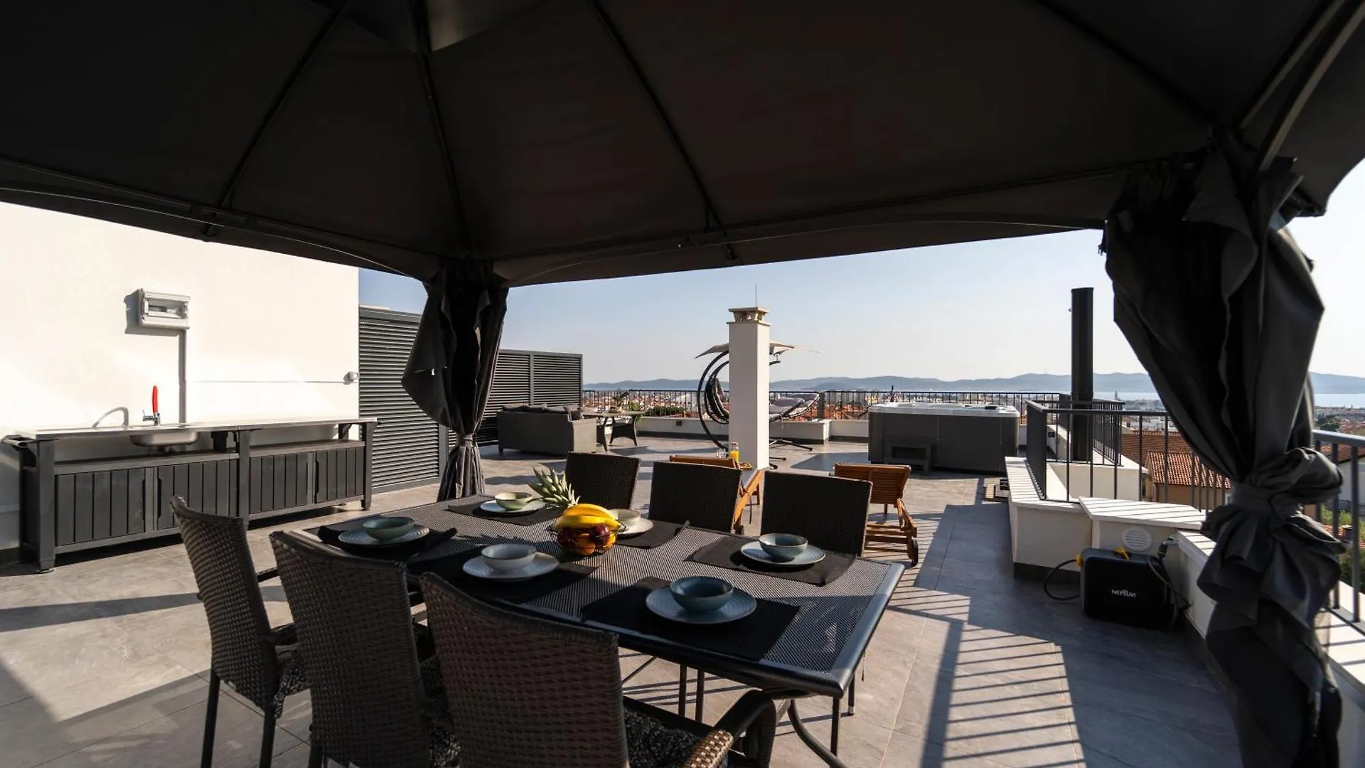 Apartment Skyline Retreat Zadar